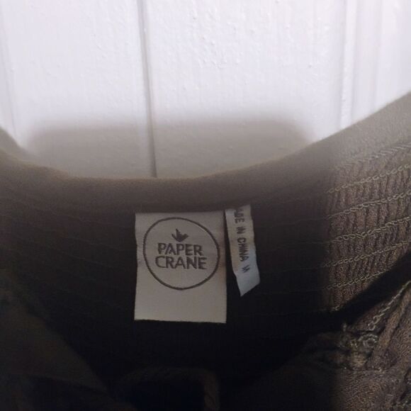 Paper Crane Green Sleeveless Tie Front Blouse - Picture 16 of 16